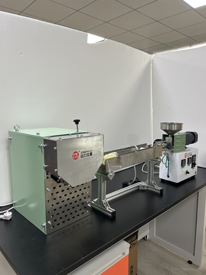 15mm Desktop Single-Screw Extruder Machine 0.01-0.5 kg/h
